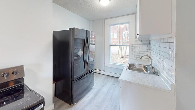 Building Photo - 122 Holland St Unit 122 Rental