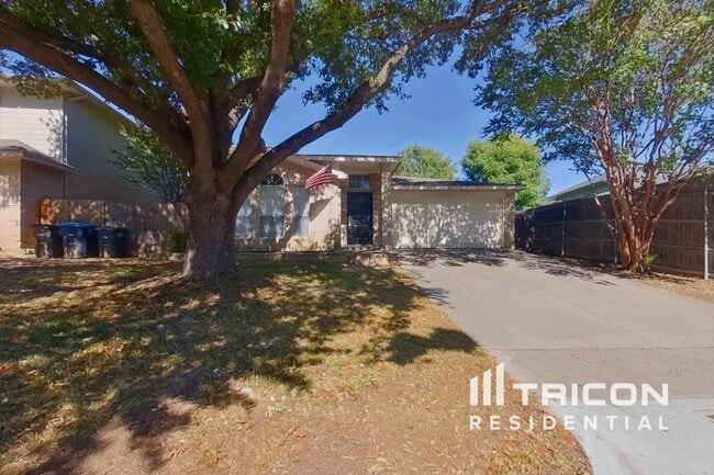 Building Photo - 4025 Tulip Tree Dr