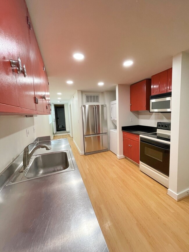 1218 Euclid St NW Unit B