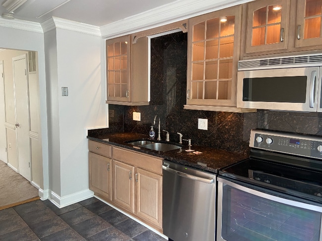 Photo - 6165 Green Hollow Ct