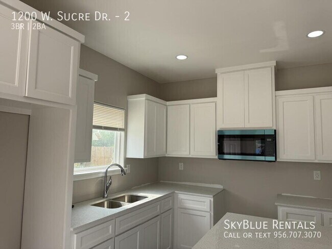 Photo - 1200 W Sucre Dr Unit 2