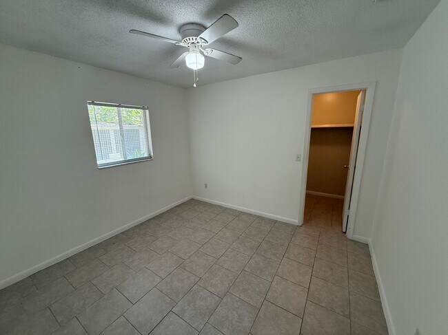 Photo - 5829 Casablanca Ct