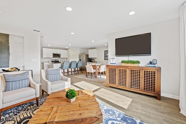 Photo - 1949 Tree Swallow Dr