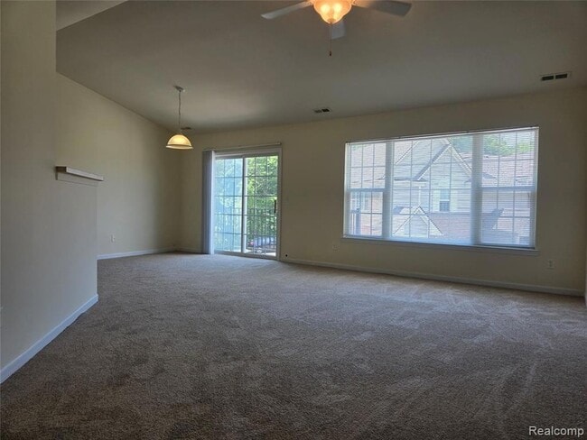 Photo - 27640 Hidden Oaks Dr