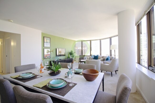 Photo - 343 E Ontario St