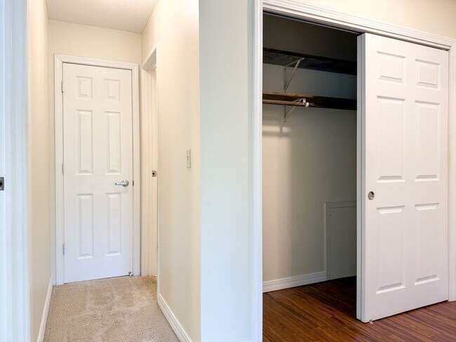 Photo - Greenway Commons