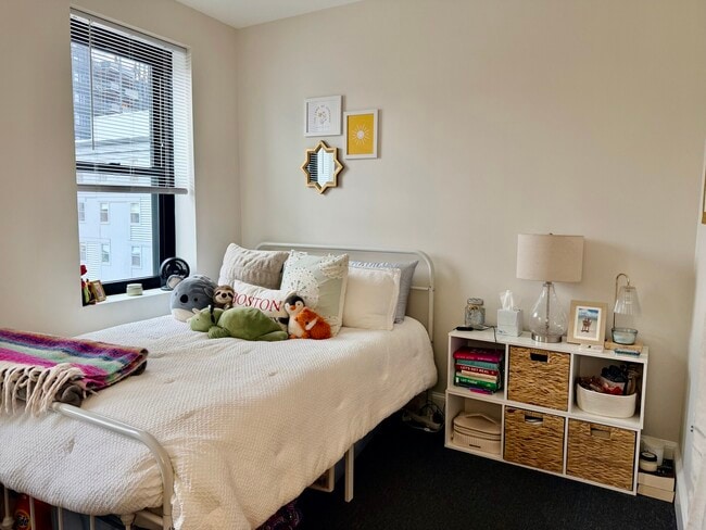 Photo - 845 Beacon St