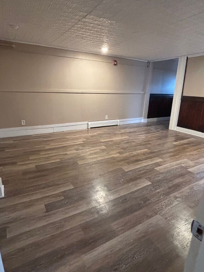 Building Photo - 151 S Main St Unit 3