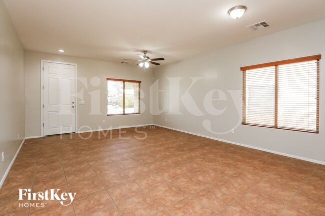Photo - 29010 N Cactus Cir