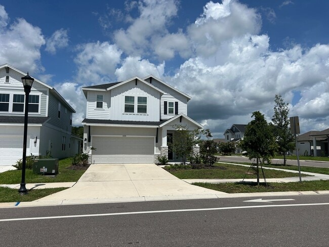 Building Photo - Wesley Chapel, Florida Executive home