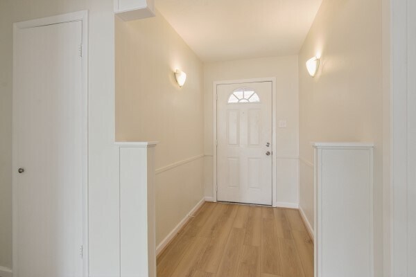 Photo - 407 Holly Ln