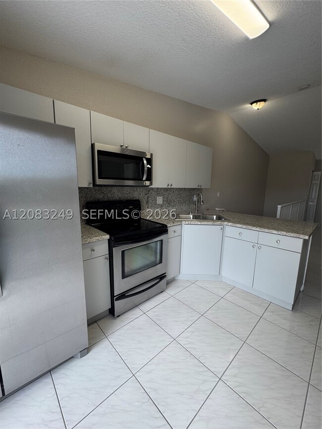 6801 W 36th Ave Unidad 204