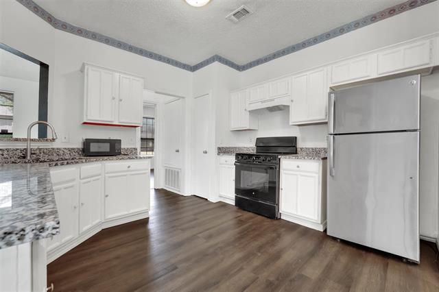 Photo - 2610 Francisco Dr