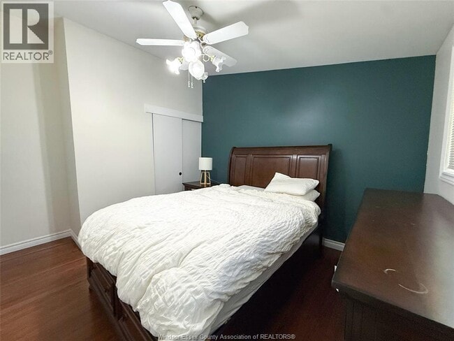 Photo - 1275 Belleperche Pl