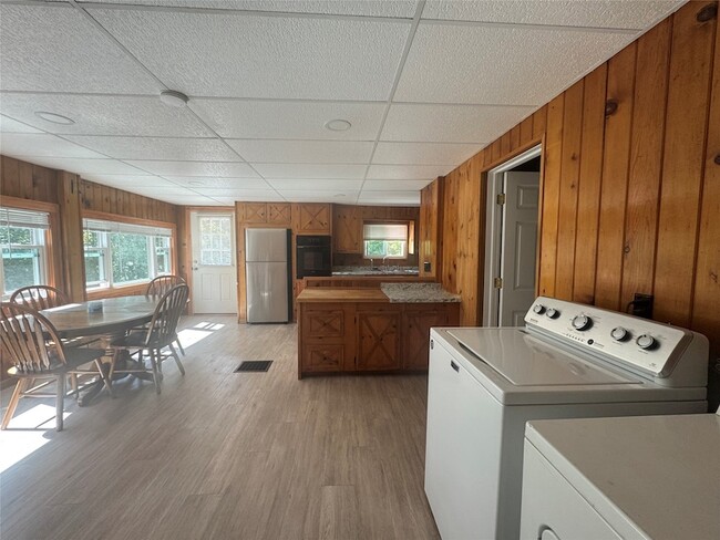 Photo - 45 Kattelville Rd