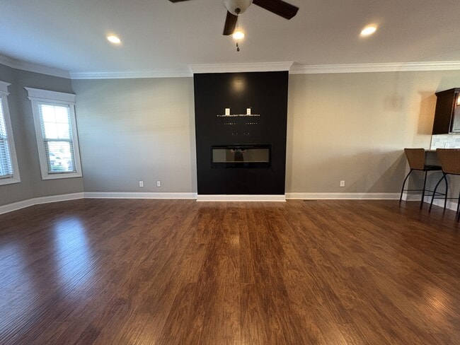 Photo - 154 Mallard Ln