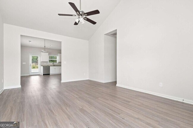 Photo - 212 Venture Dr