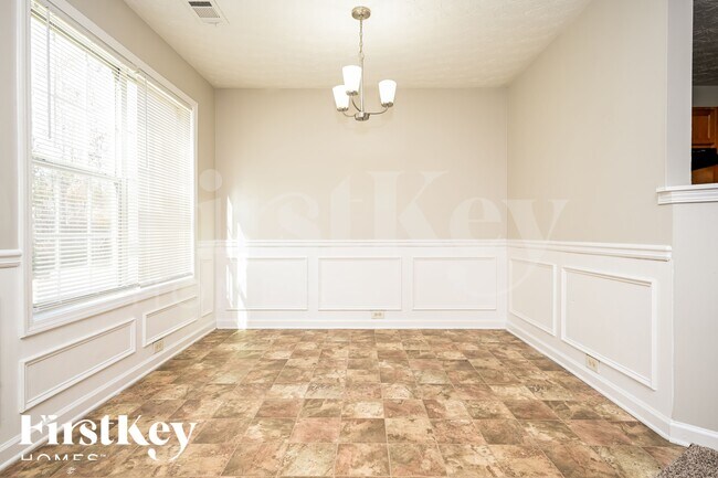 Photo - 619 Shadow Valley Ct