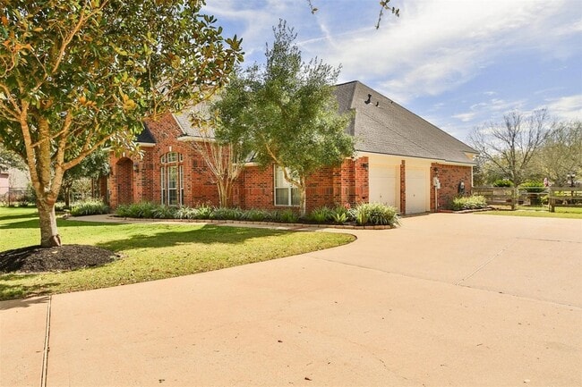 4426 Thaddeus Ct