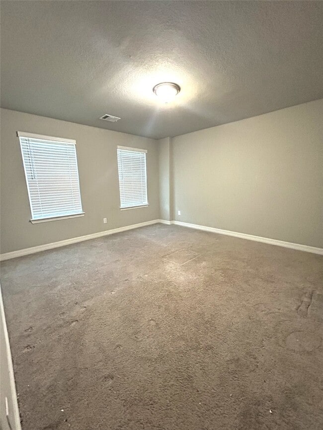 Photo - 119 Buttonwood Ct