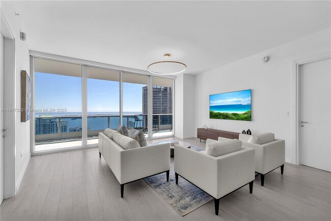 Photo - 200 Biscayne Blvd Way Unit 5103