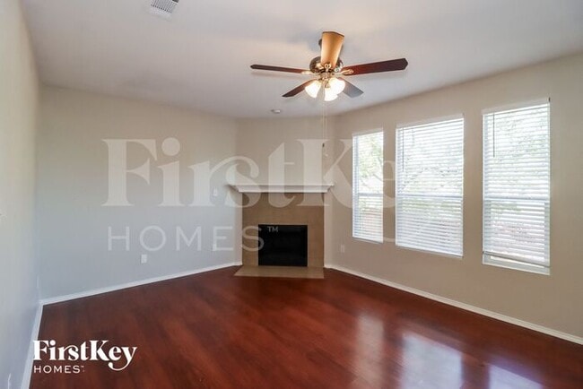 Photo - 2301 Saffron Ln