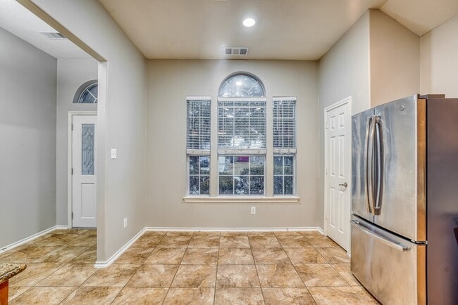 Photo - 8715 Elm Drake Ln