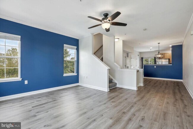 Photo - 42379 Goldenseal Square