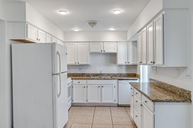 Photo - Remodeled 3/2 off Indian School & 43rd Ave