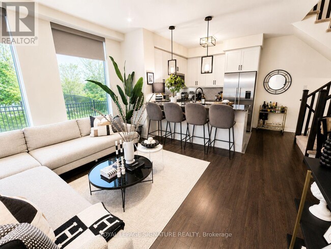 Photo - 35 Applewood Ln