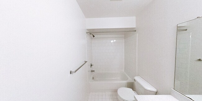 Photo - Whispering Lakes Apartments