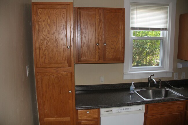 Photo - 6614-6616-6616 Ridgeville St