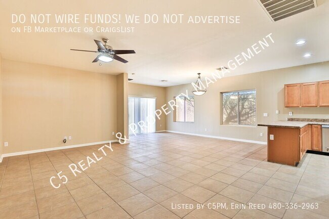 Photo - 3335 E Yucca St