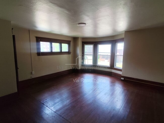 Building Photo - 53 S Balch St Unit 55
