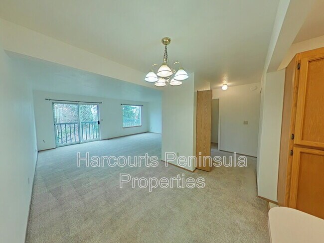 Photo - 199 Smith St