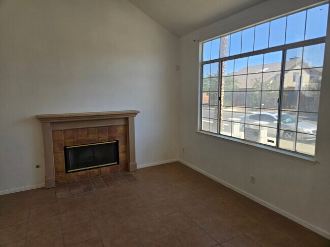 Photo - 44547 Aspen St