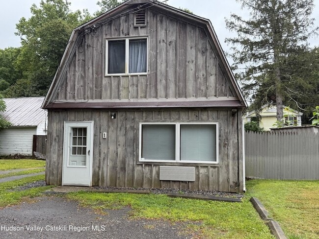Building Photo - 7794 S Main St Rental