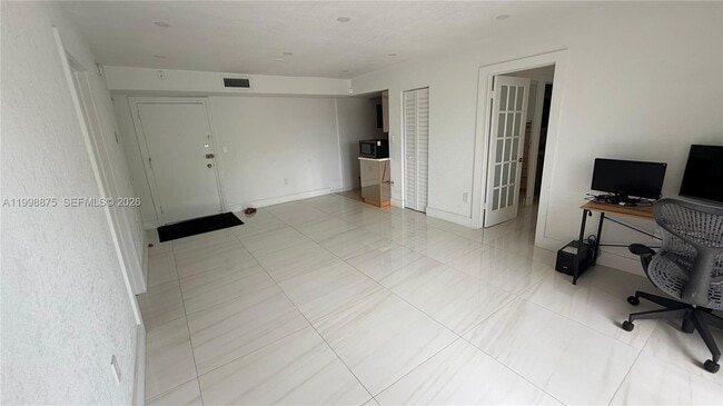 Photo - 4841 NW 7th St Unit 310-4