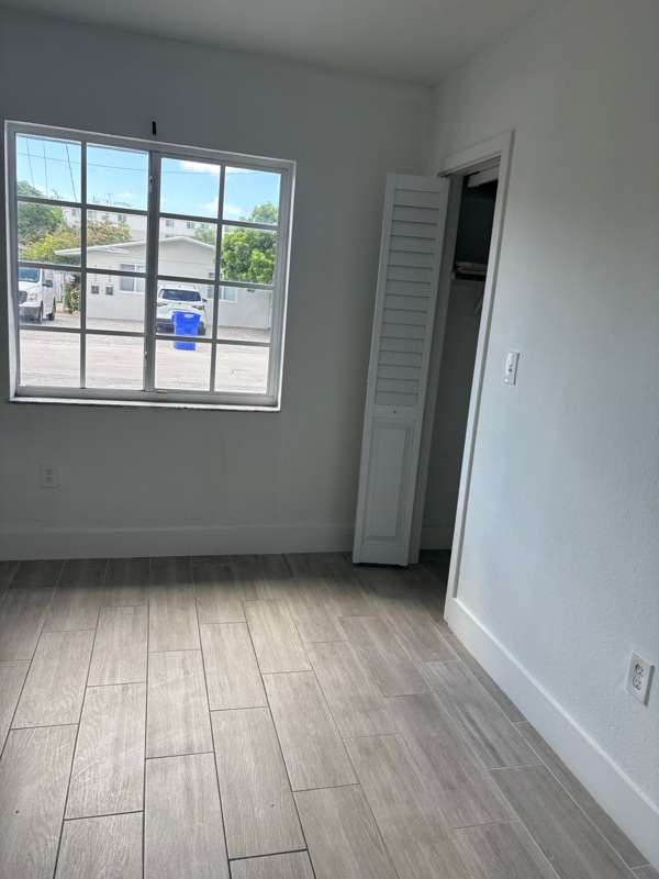 Photo - 2535 NW 9th St Unidad 1