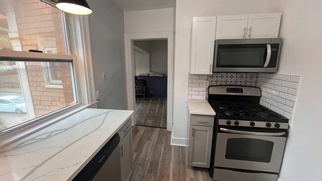 Photo - 5801 Douglas St Unidad Apt 2