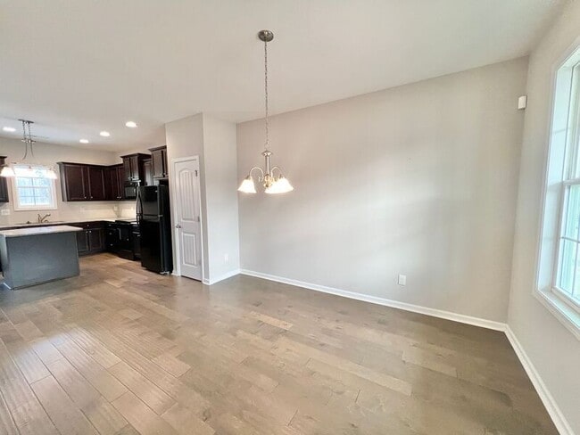 Photo - 74 Griffith Pl