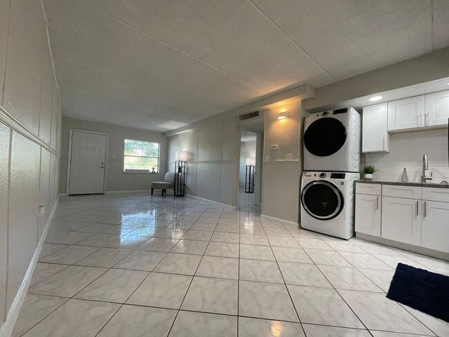 Photo - Park on Central