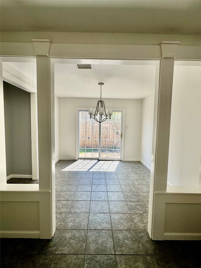 Photo - 2206 Sunset Trail