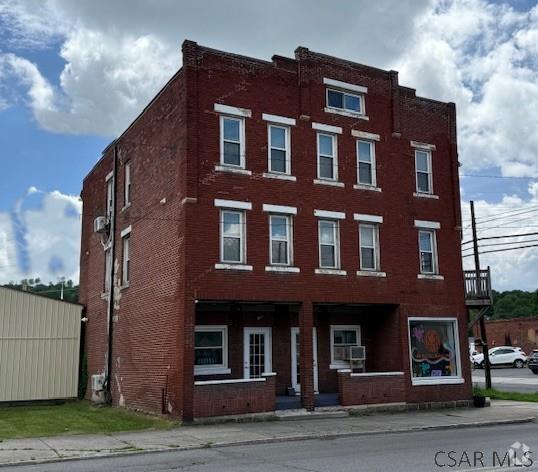 Building Photo - 1800 Graham Ave Rental
