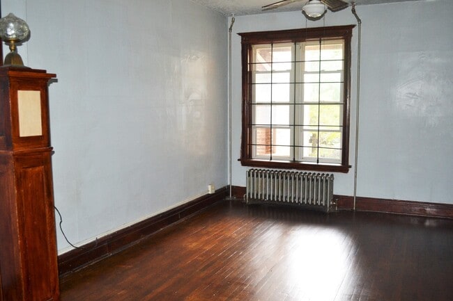 Photo - 3717 W Belden Ave Unit 1R