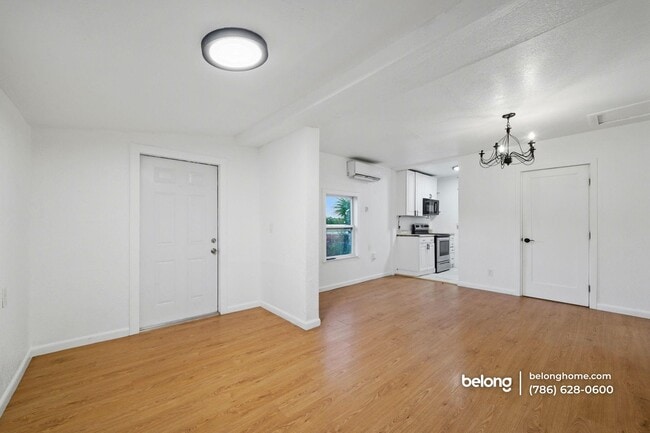 Photo - 1226 Easter Ave