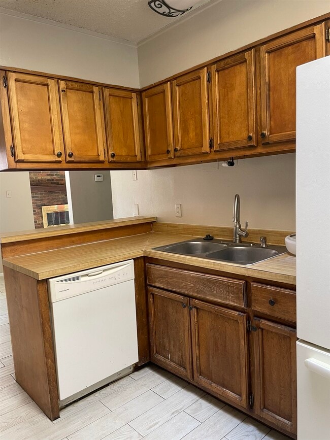 Photo - 113 Garden Crest Cir