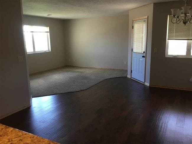 Building Photo - 2816 40th Ave SE