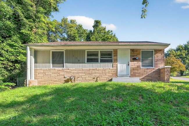 Building Photo - 115 Spring Garden Dr Rental