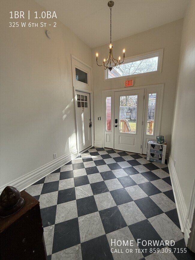 Photo - 325 W 6th St Unit 2